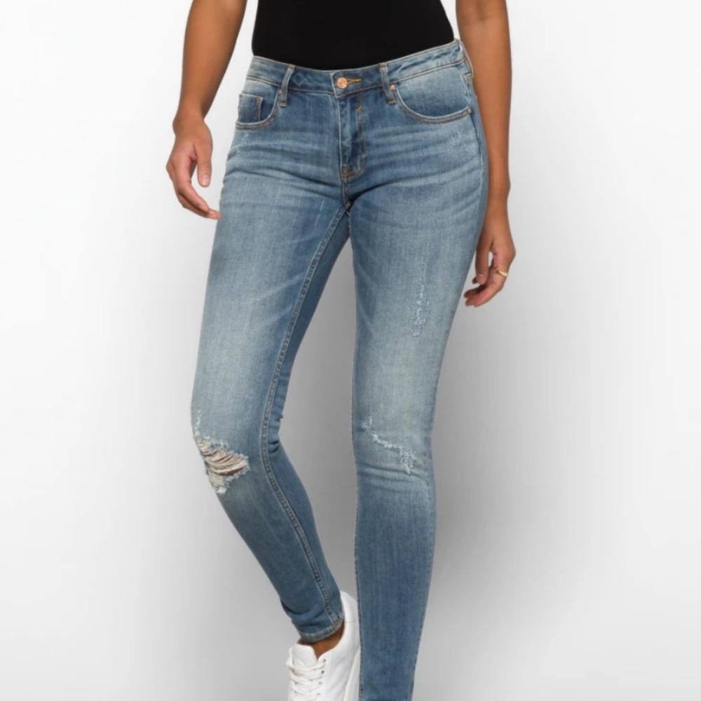 NWOT Vigoss Skinny Jeans size 12/31
